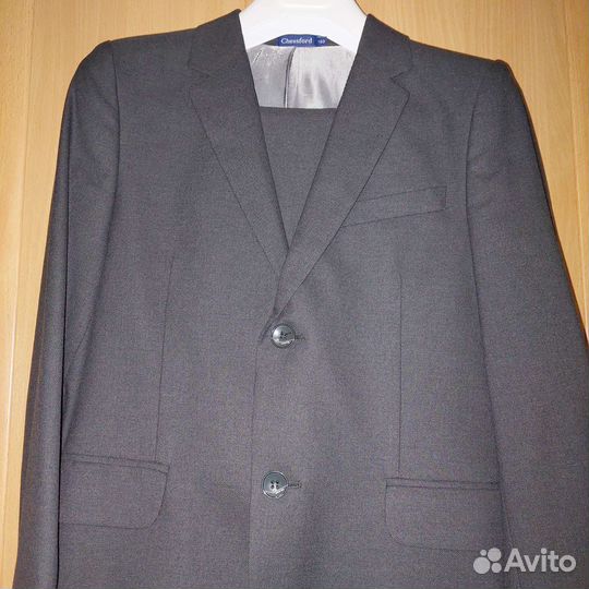 Новый костюм 152, серый