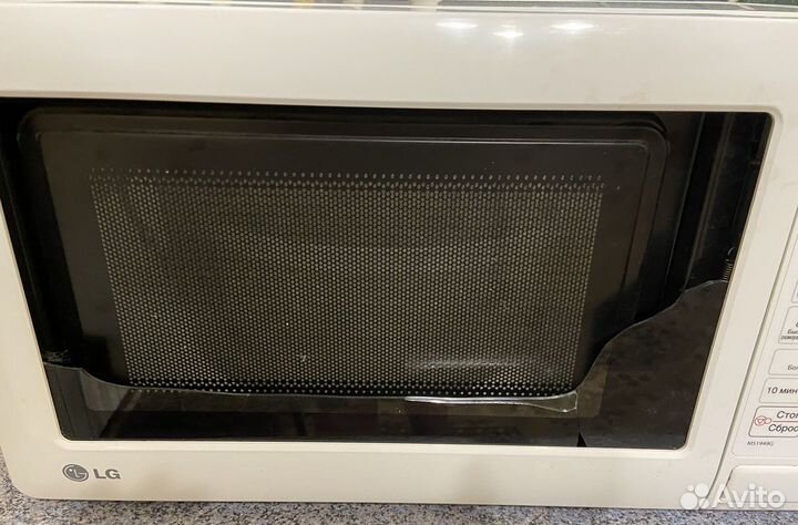 Работающая Микроволновая печь lg