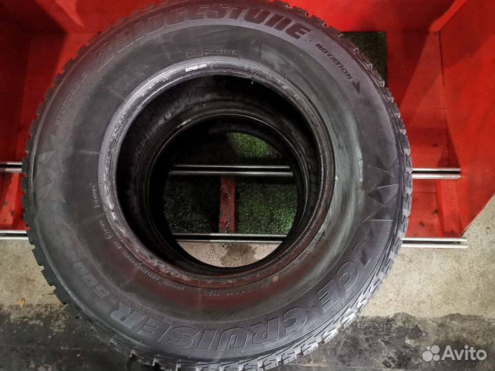 Bridgestone Ice Cruiser 5000 265/70 R16