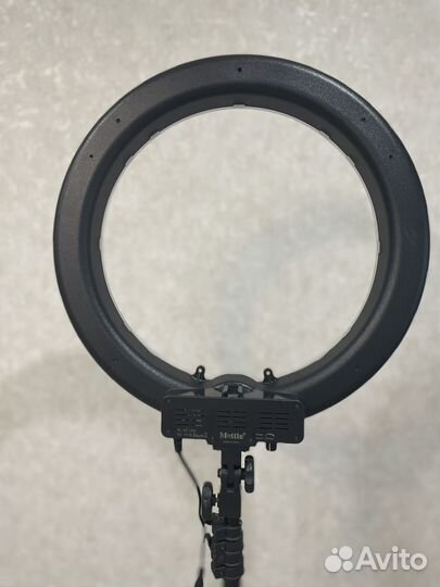 Лампа кольцевая