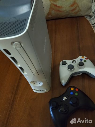 Xbox 360 прошитый freeboot