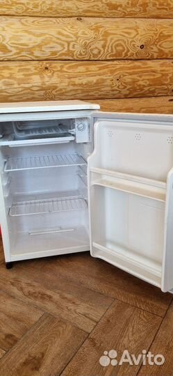 Минихолодильник toshiba