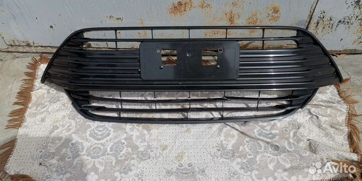 Решетка бампера Toyota Corolla Fielder 2017