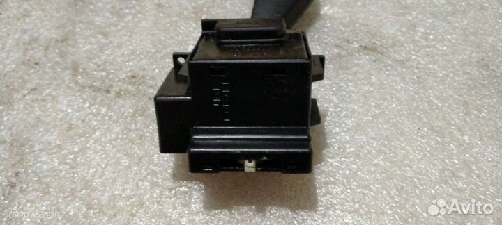 Подрулевой переключатель поворотников Ford C-Max