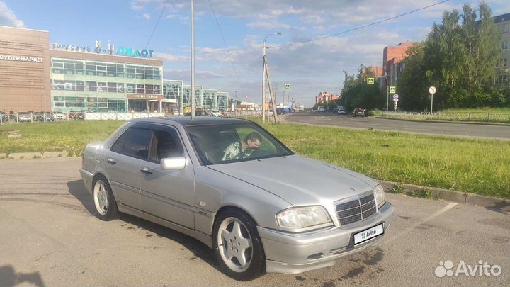 Mercedes-Benz C-класс 2.8 AT, 1998, 208 000 км