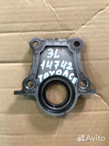 Корпус сальника коленвала Toyota Toyoace LY211 3L