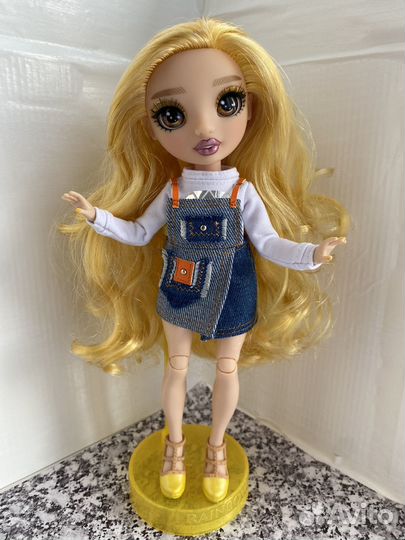 Одежда для кукол Rainbow high