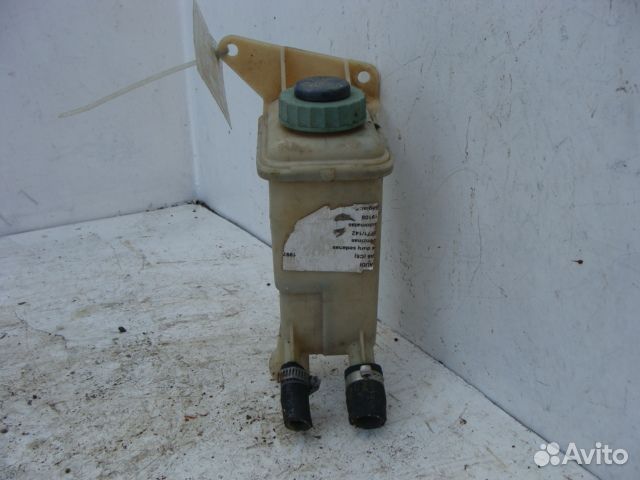 Ауди А6 Бачок жидкости усилителя руля