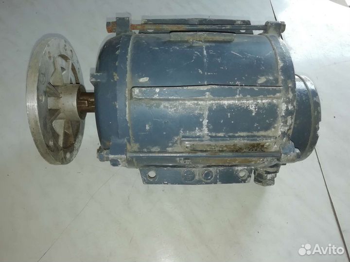 Электродвигатель