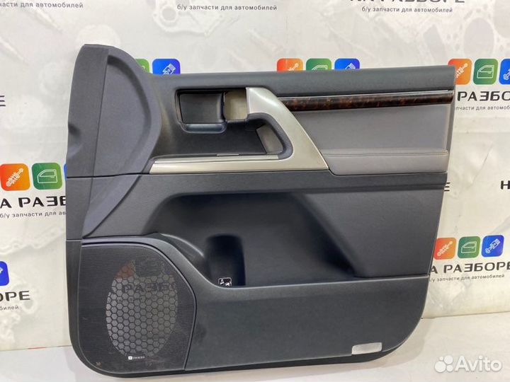 Обшивка двери передняя правая Toyota Land Cruiser