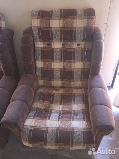 Кресла коричневые бу