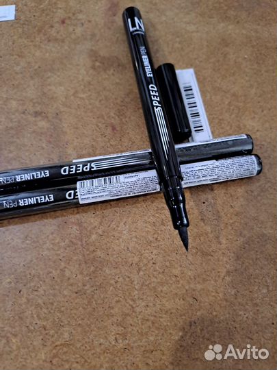 Подводка фломастер для глаз Черная. LN London