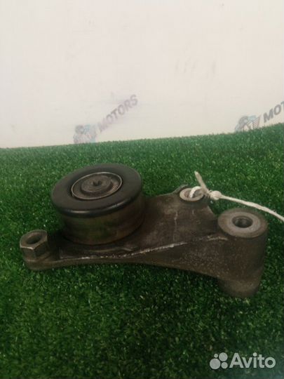 Ролик натяжной Toyota Isis ANM10W 1azfse 2005