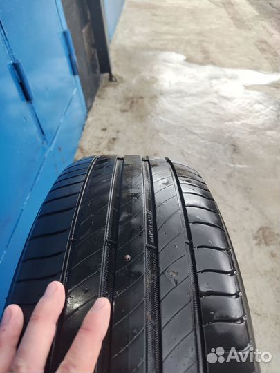 Michelin Primacy 4 215/60 R16