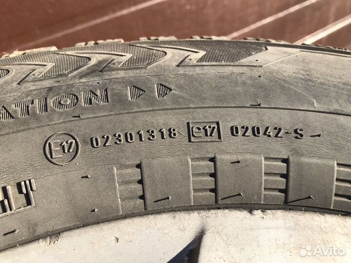 Nokian Tyres Hakkapeliitta 5 235/60 R17