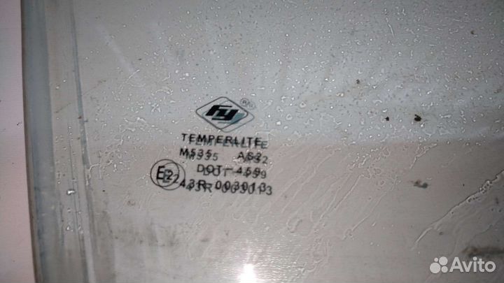 Стекло переднее правое Honda accord 7