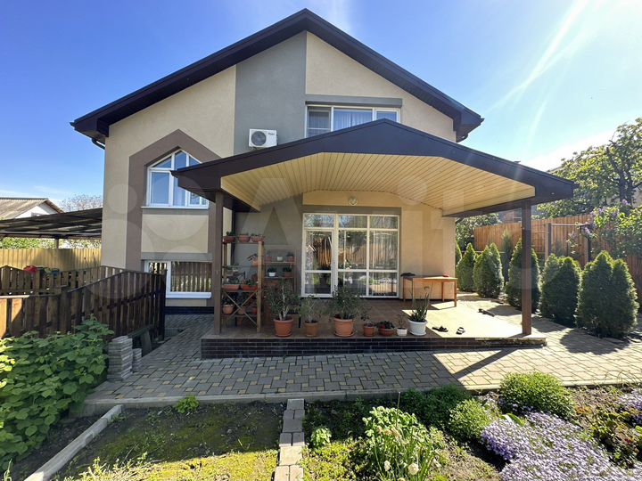 Дом 160 м² на участке 6 сот.