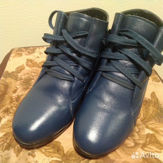 Ботинки женские