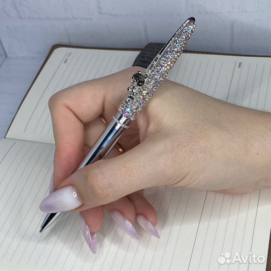 Ручка со стразами