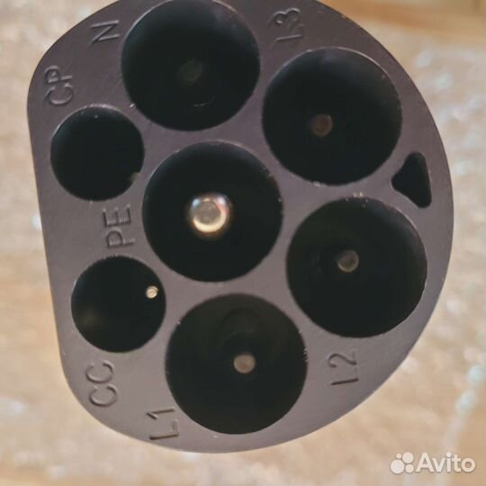 Зарядное устройство для электромобиля