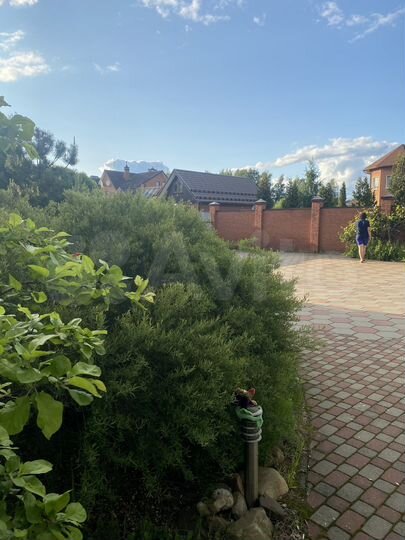 Коттедж 245 м² на участке 15 сот.