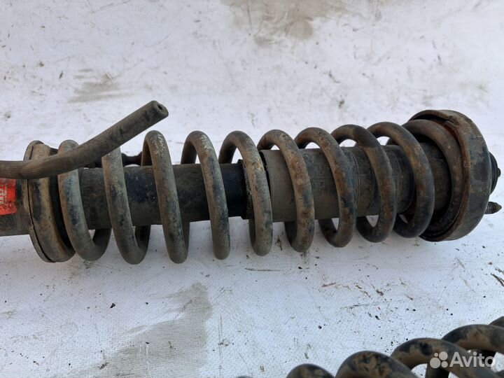 Стойки передние Honda Civic 6 MA MB MC 1.5