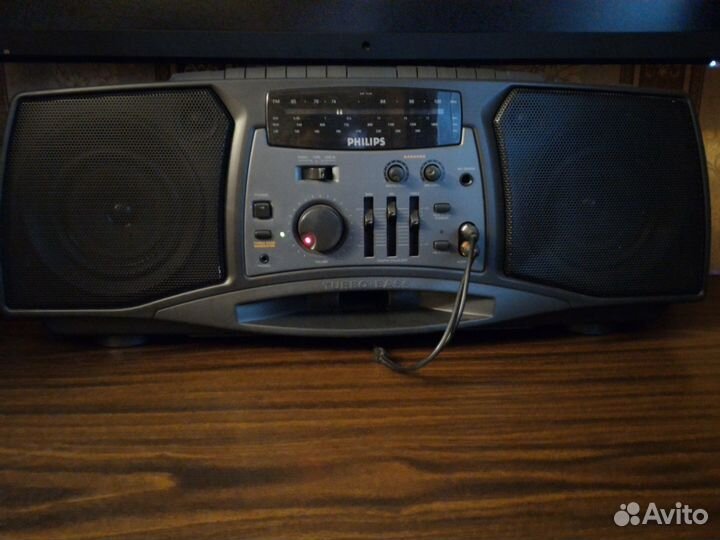 Магнитола Philips AW 7530