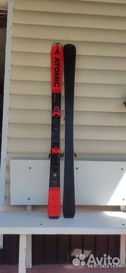 Горные лыжи atomic redster
