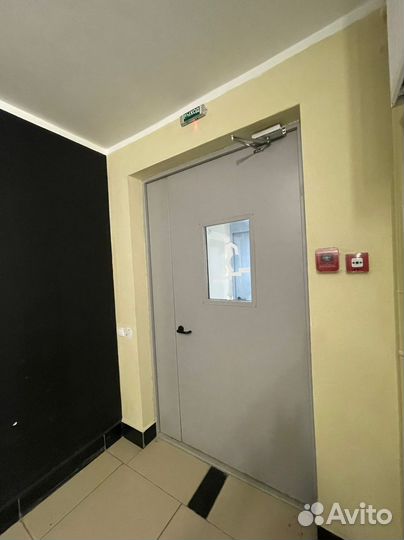 Тамбурная дверь v-25