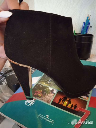 Ботильоны новые