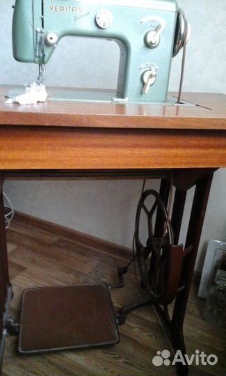 Швейная машинка