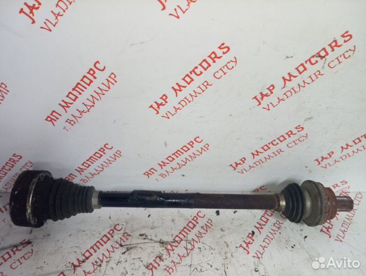 Привод задний левый Volkswagen Tiguan cawa 2010