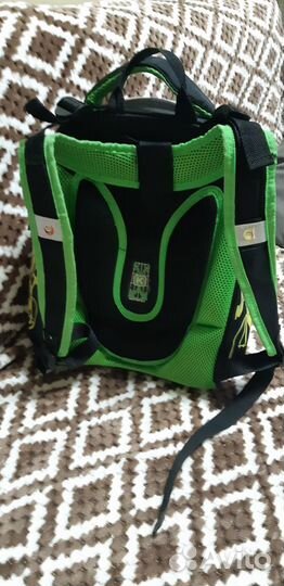 Рюкзак школьный