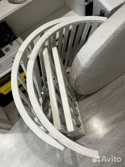 Кровать круглая с маятником