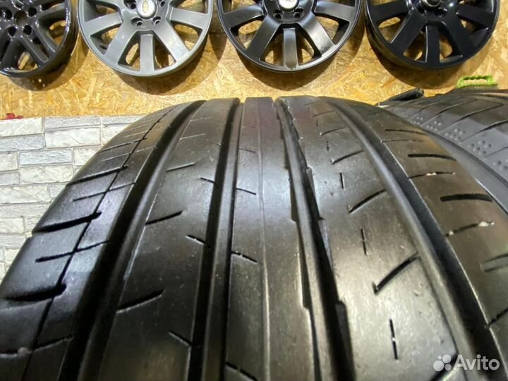 Yokohama BluEarth-GT AE-51 235/40 R19