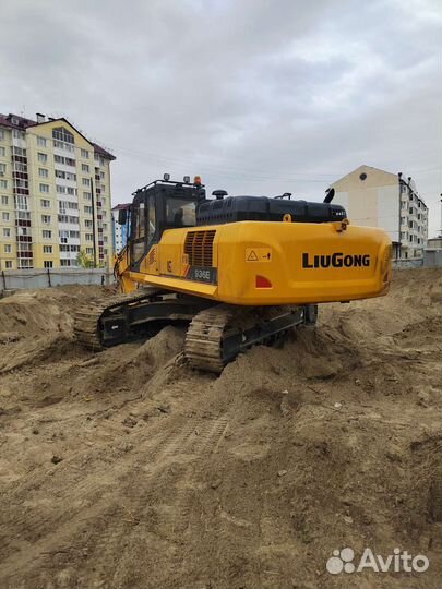 Аренда гусеничного экскаватора