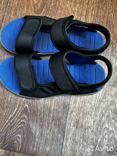 Босоножки Adidas 34