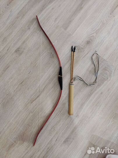 Детский лук со стрелами