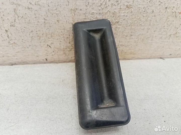 Кнопка Шкода Fabia 2 5J