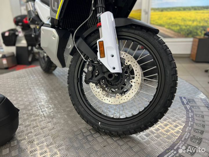 Мотоцикл Husqvarna norden 901 2024