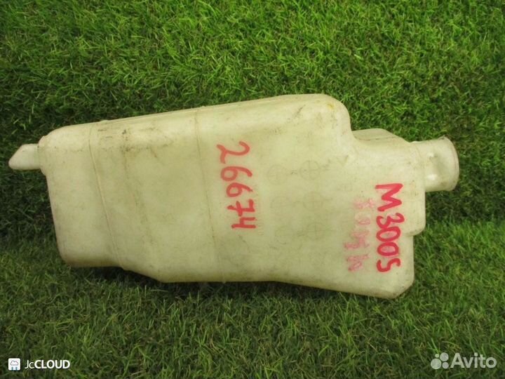 Бачок расширительный на daihatsu boon M300S 1KR-FE