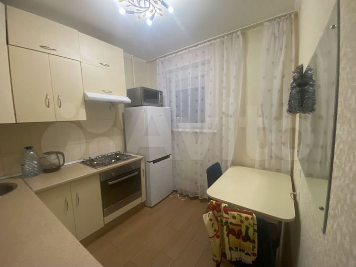 2-к. квартира, 50 м², 9/12 эт.