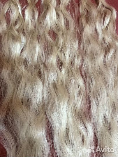 Волосы на заколках