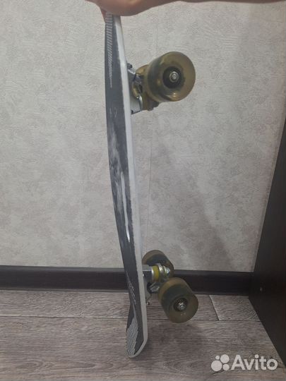 Скейтборд- (круизер)