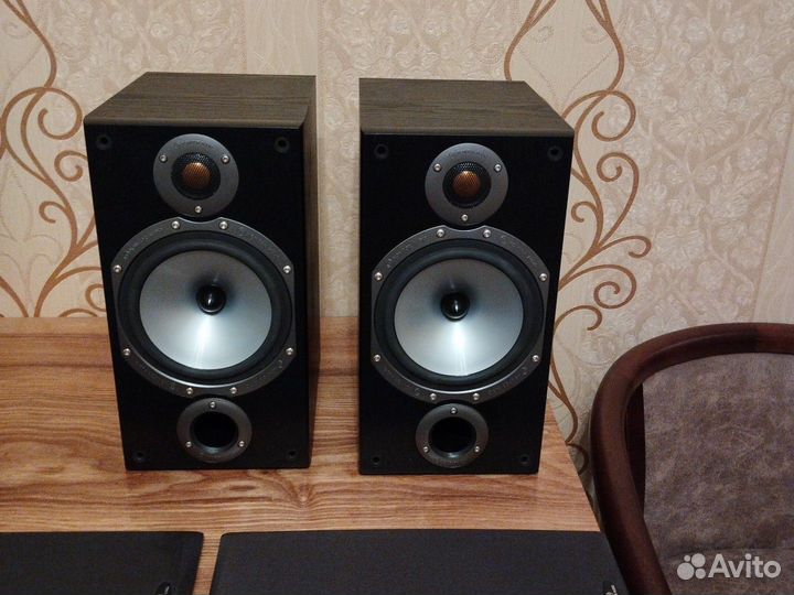 Акустические колонки Monitor Audio bronze br2