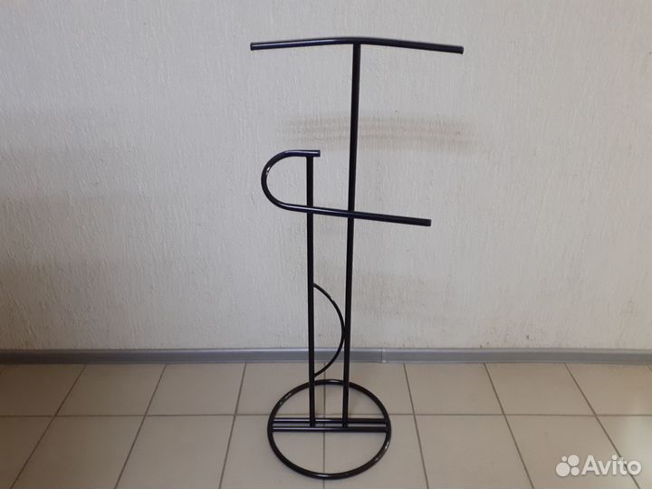 Вешалка костюмная