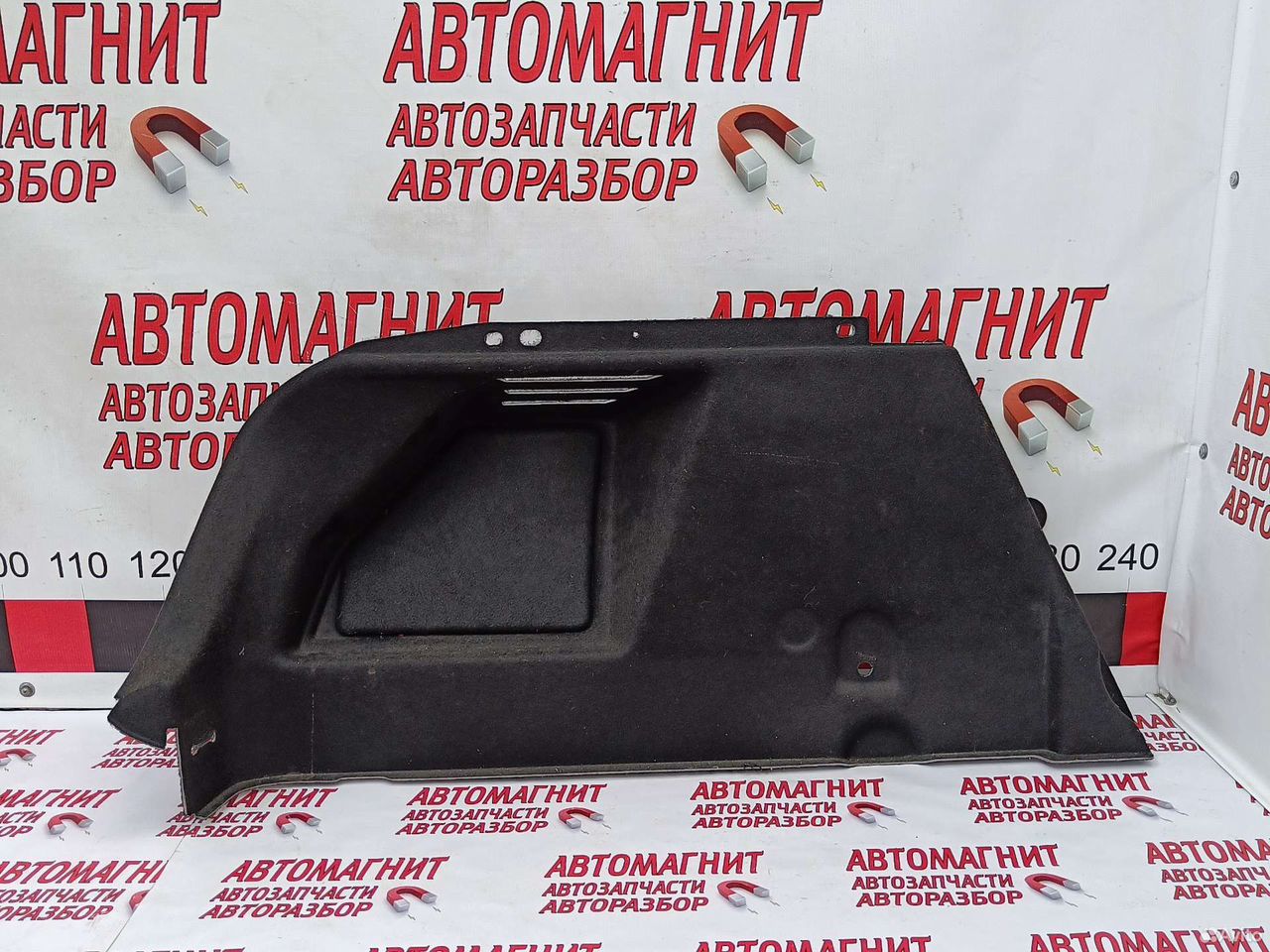 Обшивка багажника левая Рено Аркана