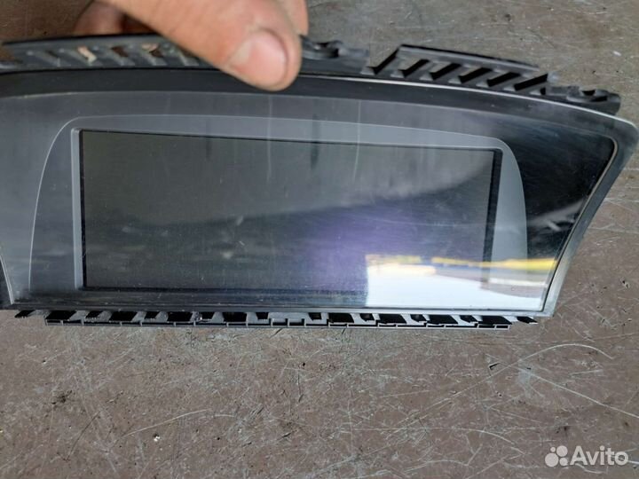 Монитор информационный на BMW E65 E66