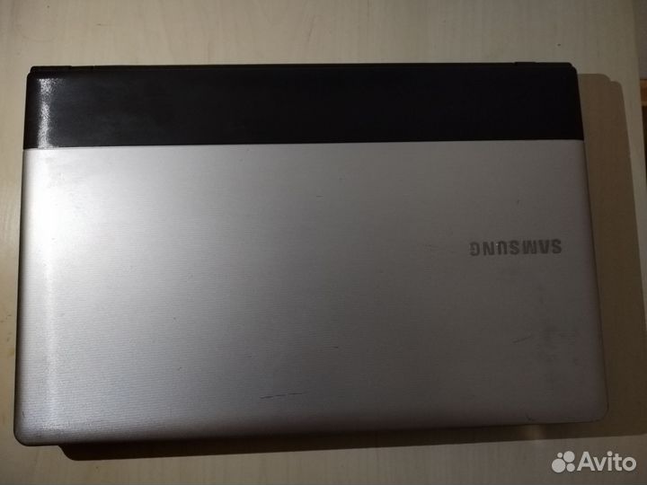 Ноутбук Samsung np300e5a