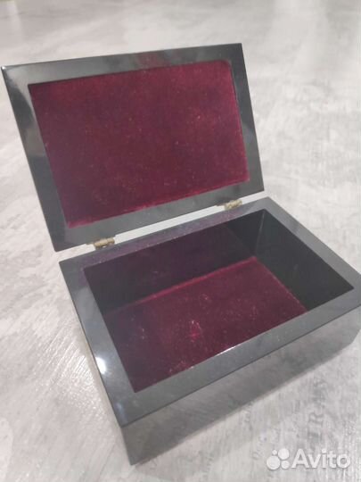 Мраморная шкатулка